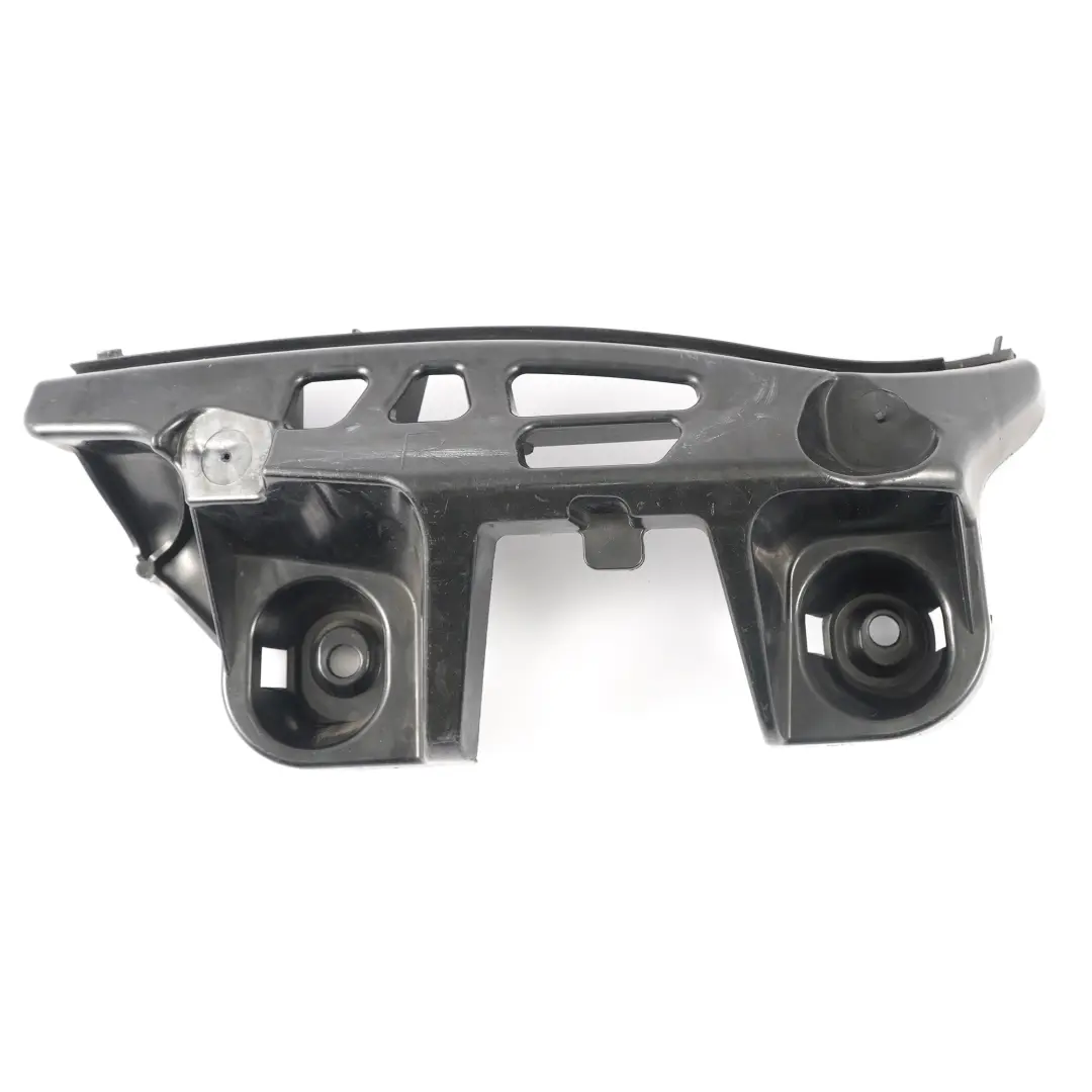 Guía Soporte Parachoques Trasero Derecho Exterior para Mercedes CLA C117 con número de pieza A1178850865 Mercedes CLA C117 Guía Soporte Parachoques Trasero Derecho Exterior - SKU A1178850865 - Número de pieza A1178850865