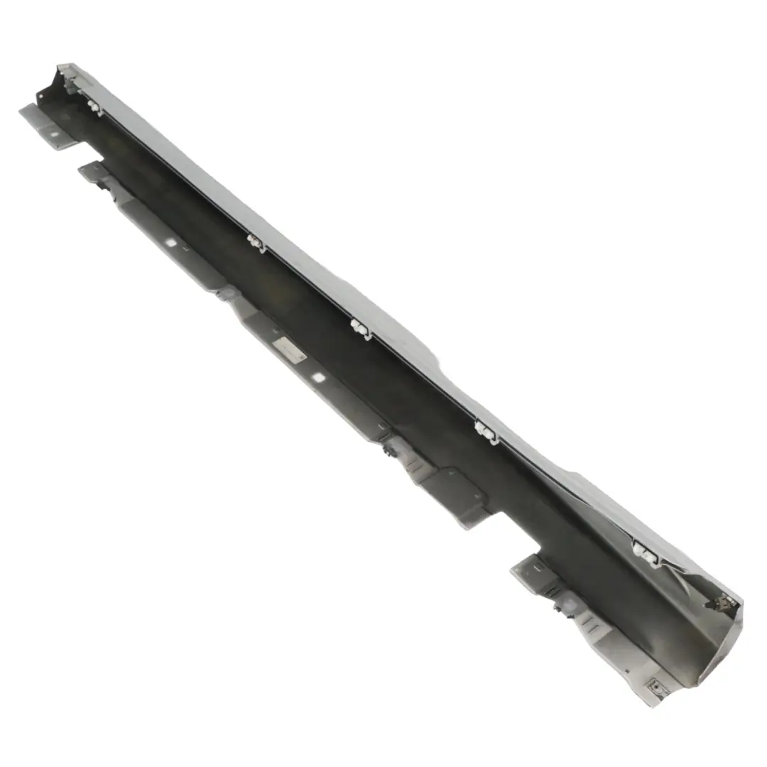 Mercedes C118 Seitenschweller AMG Türschweller rechts Iridium Silber - 775 - SKU A1186980600-IRS - Teilenummer A1186980600