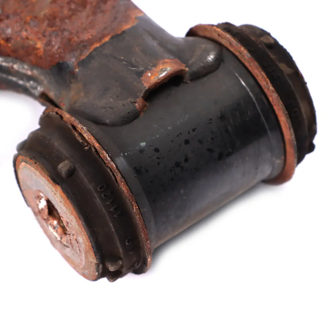 Braccio di controllo anteriore destro inferiore per Mercedes W124 con numero di parte A1243303107 Mercedes W124 Braccio di controllo anteriore destro inferiore - SKU A1243303107 - Numero di parte A1243303107