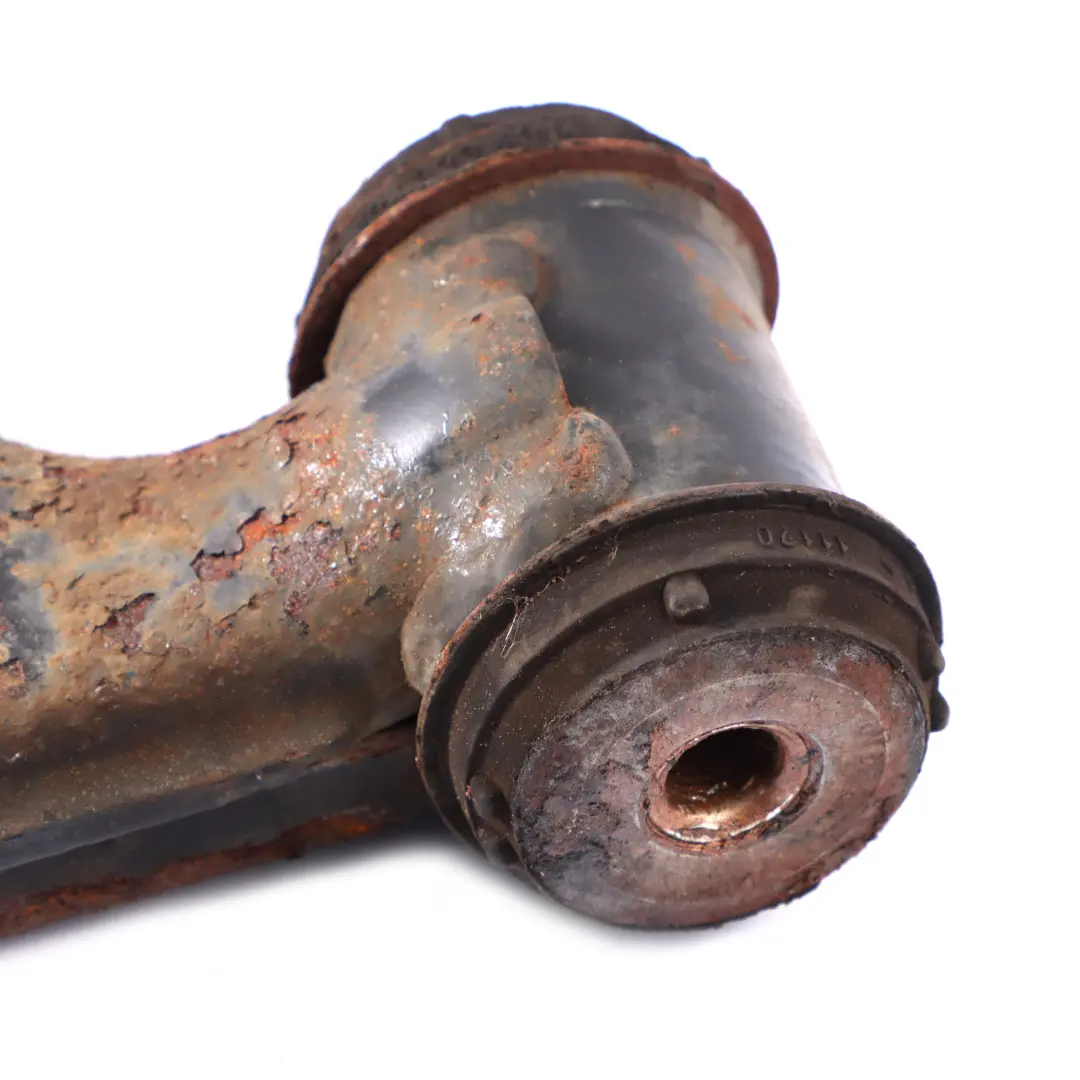 Mercedes W124 Brazo de Control Delantero Derecho Inferior - SKU A1243303107 - Número de pieza A1243303107