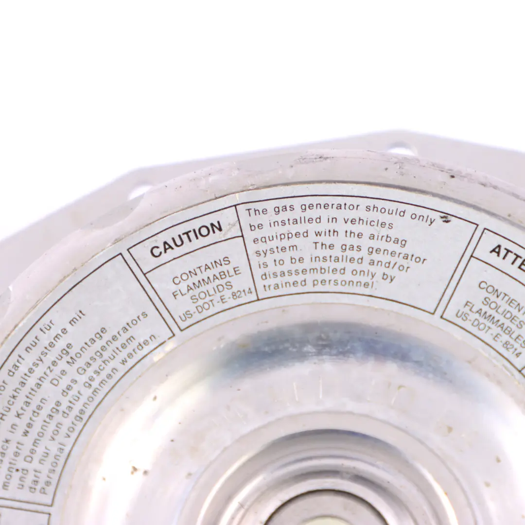 Poduszka Airbag Deski do Mercedes W124 o numerze A1244600068 Mercedes W124 Poduszka Airbag Deski - SKU A1244600068 - Numer Części A1244600068