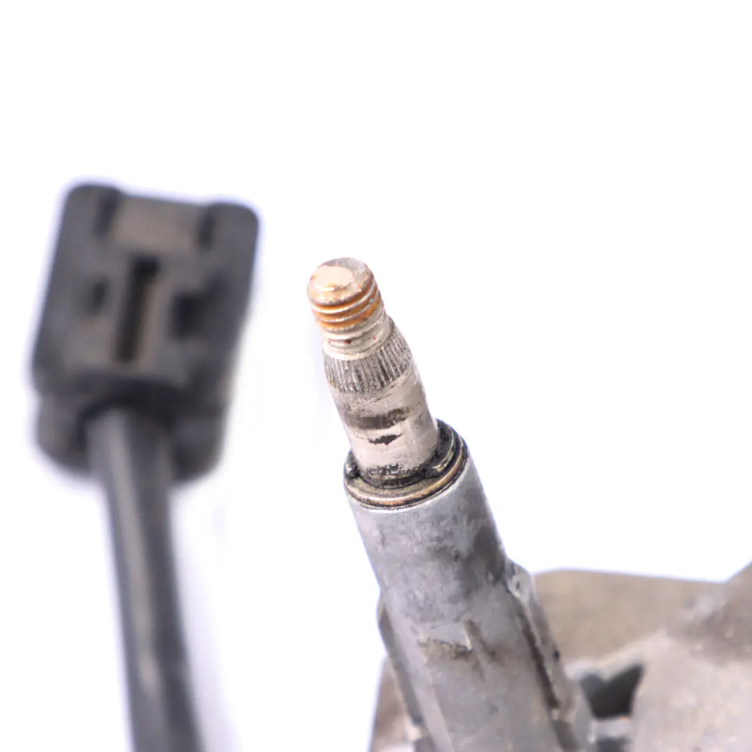 Moteur d'essuie-glace de hayon arrière pour Mercedes W124 à propos du numéro de pièce A1248201242 Mercedes W124 Moteur d'essuie-glace de hayon arrière - SKU A1248201242 - Numéro de pièce A1248201242