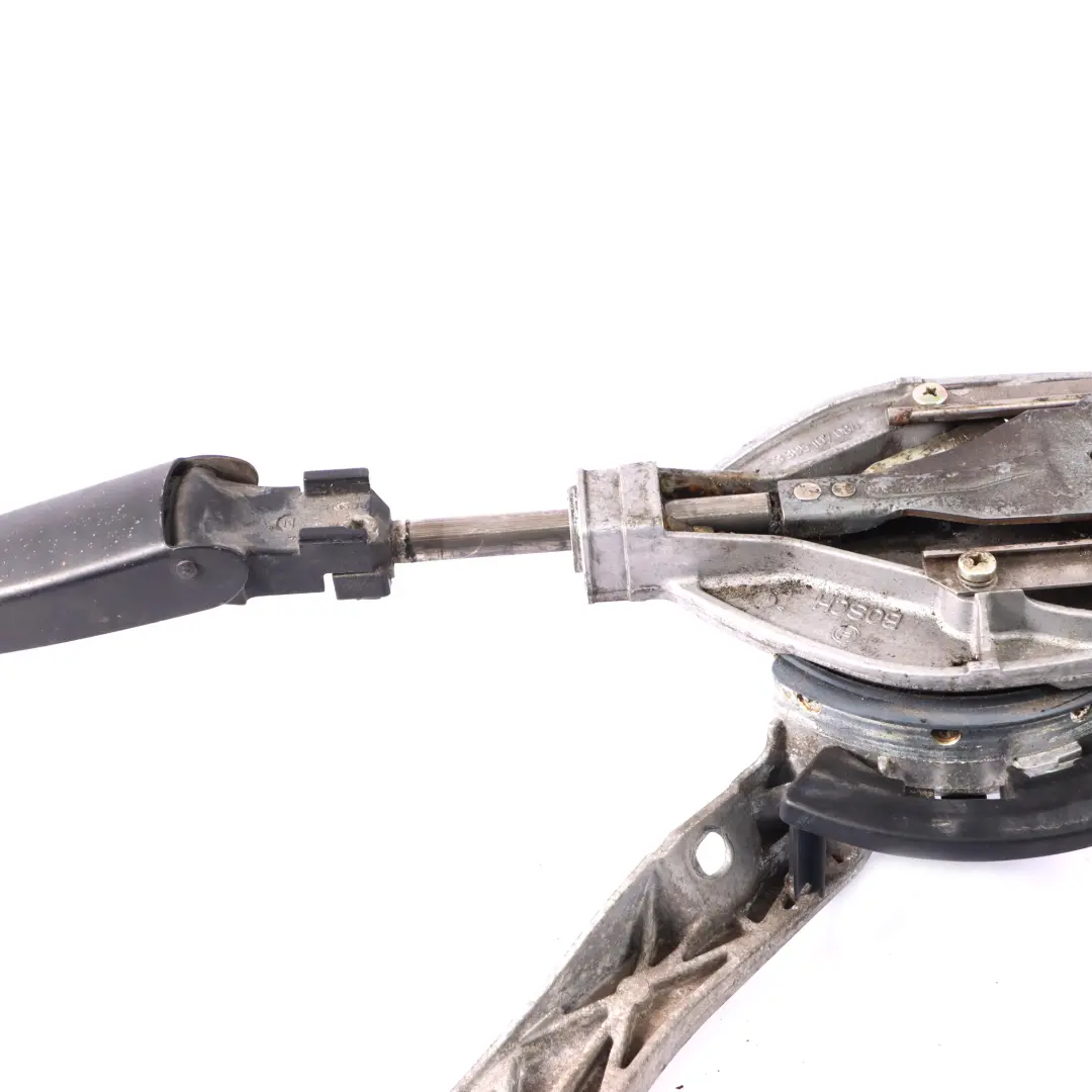 Parabrisas Delantero Limpiaparabrisas Sistema Enlace para Mercedes W124 con número de pieza A1248202307 Mercedes W124 Parabrisas Delantero Limpiaparabrisas Sistema Enlace - SKU A1248202307 - Número de pieza A1248202307