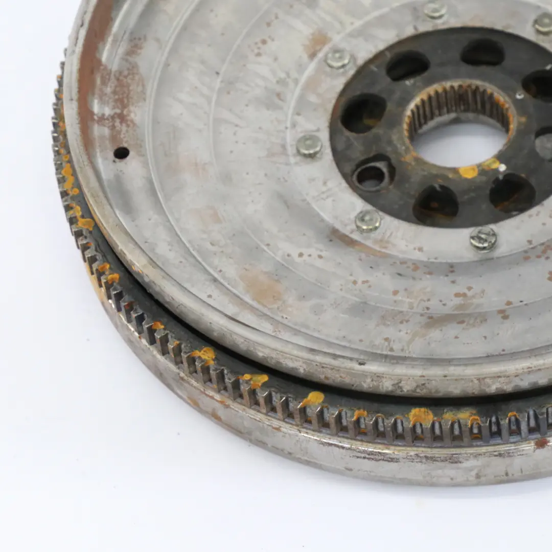 Boîte vitesses double volant d'inertie automatique pour Mercedes W176 AMG à propos du numéro de pièce A1330300105 Mercedes W176 AMG Boîte vitesses double volant d'inertie automatique - SKU A1330300105-1 - Numéro de pièce A1330300105