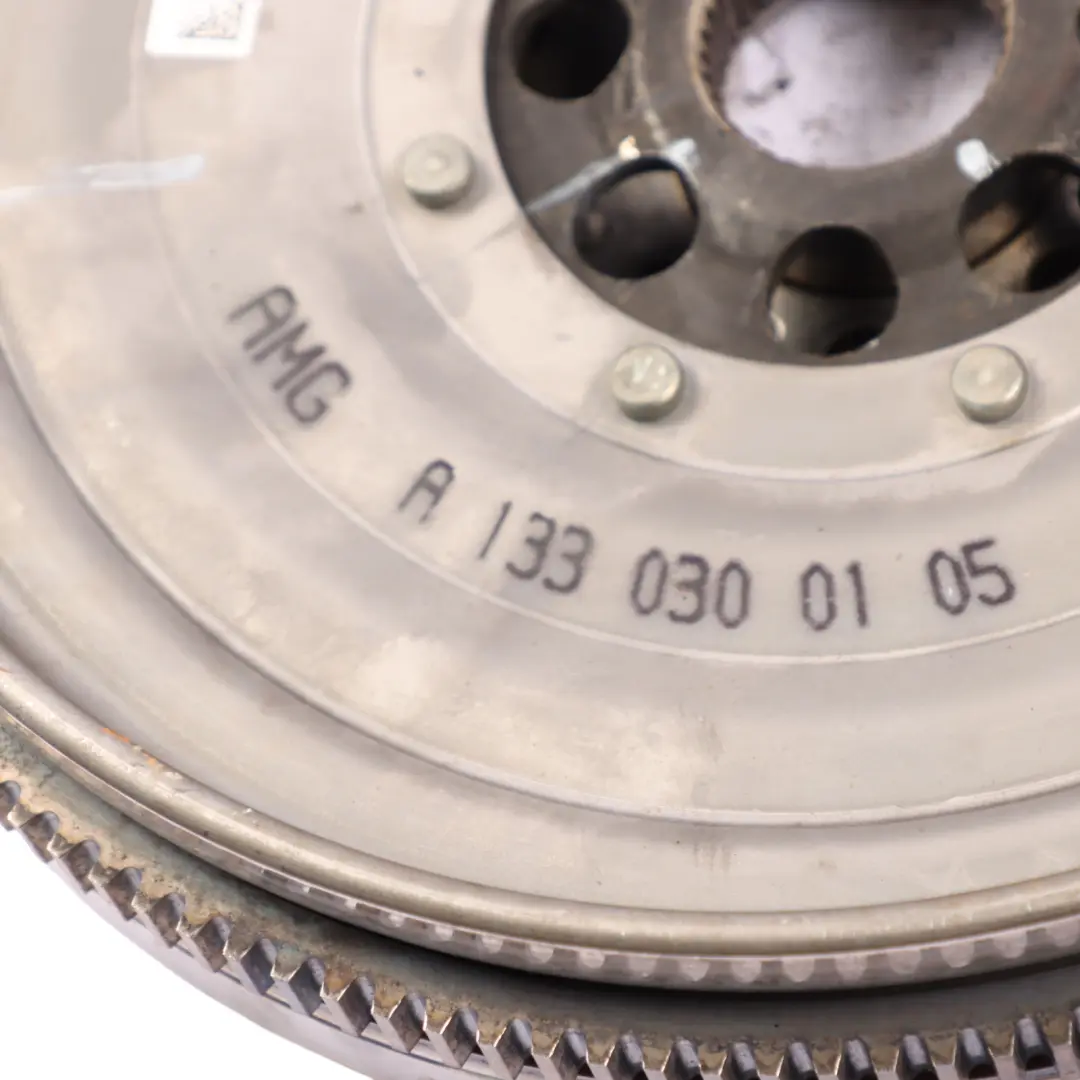 Mercedes C117 W176 AMG Boîte de vitesses volant d'inertie - SKU A1330300105 - Numéro de pièce A1330300105