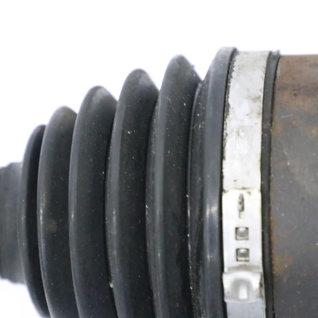 Albero di trasmissione anteriore sinistro per Mercedes X164 con numero di parte A1643302001 Mercedes X164 Albero di trasmissione anteriore sinistro - SKU A1643302001 - Numero di parte A1643302001