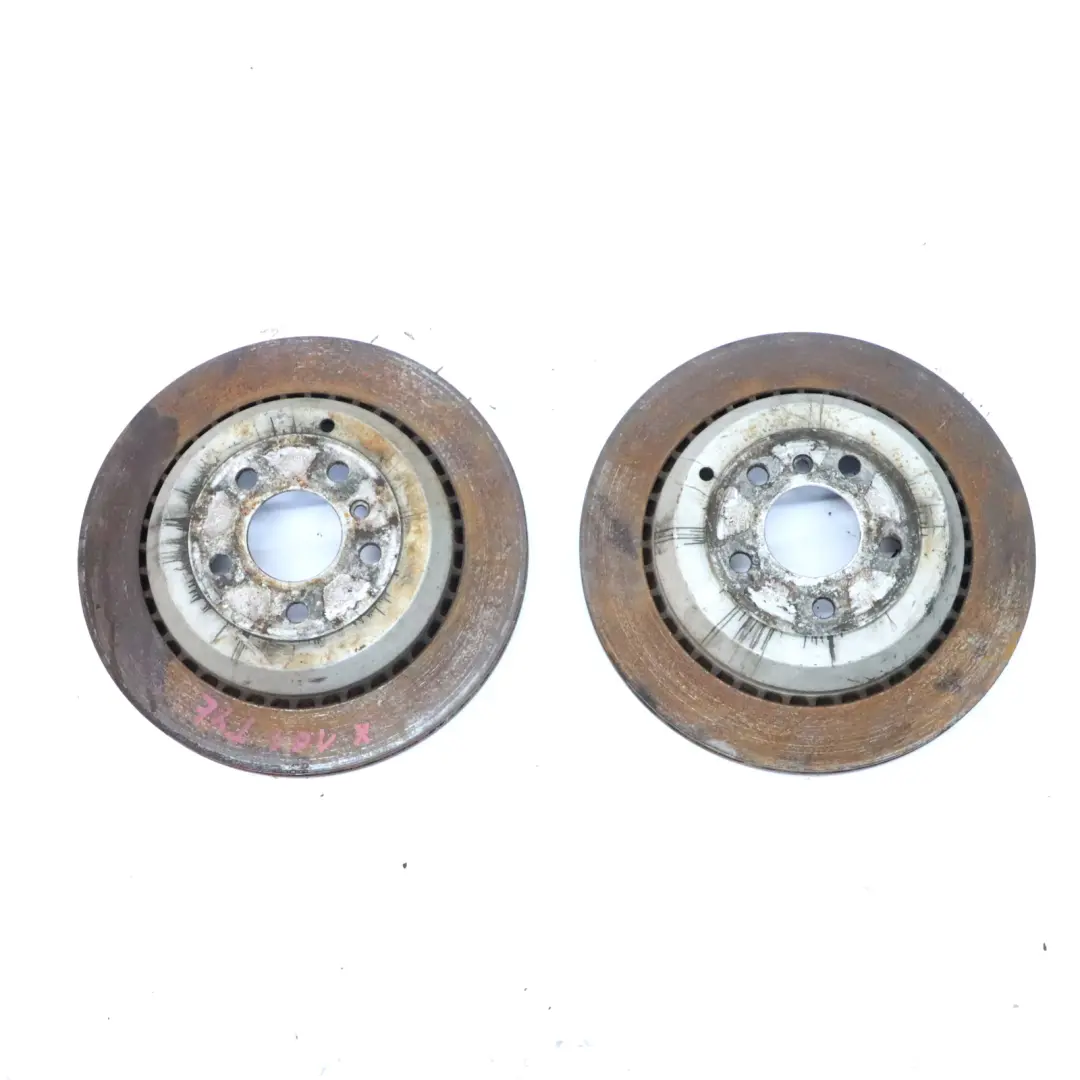 Jeu de Disques de Freins Arrière Gauche Droite Roue Freinage pour Mercedes W164 X164 à propos du numéro de pièce A1644230612 Mercedes W164 X164 Jeu de Disques de Freins Arrière Gauche Droite Roue Freinage - SKU A1644230612 - Numéro de pièce A1644230612