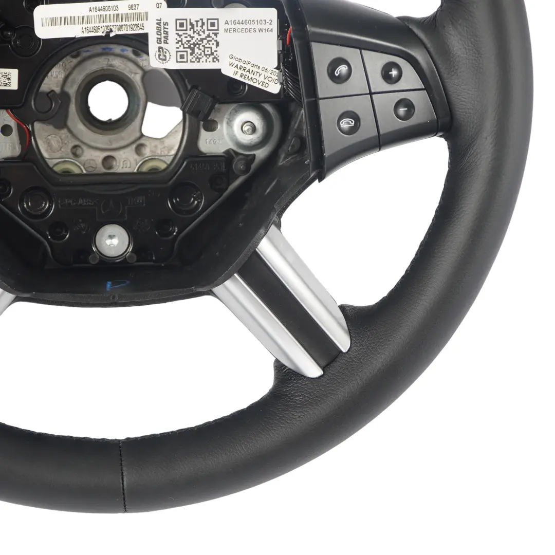 NEU Lederlenkrad mit schwarzen Fäden für Mercedes ML W164 mit Teilenummer A1644605103 Mercedes ML W164 NEU Lederlenkrad mit schwarzen Fäden - SKU A1644605103-2 - Teilenummer A1644605103