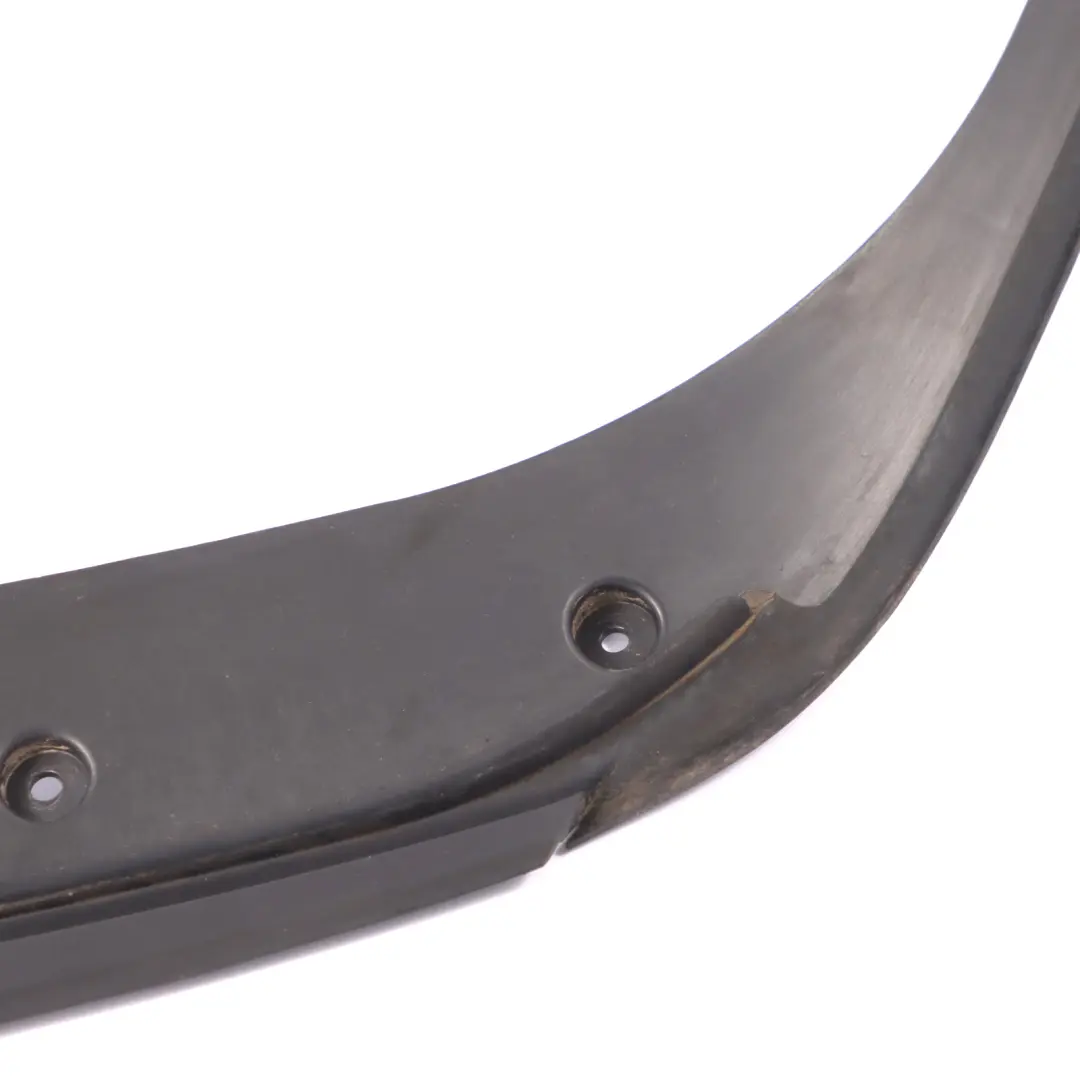 Heckscheibe Links Abdeckung Zierleiste Dichtung für Mercedes X164 mit Teilenummer A1646700387 Mercedes X164 Heckscheibe Links Abdeckung Zierleiste Dichtung - SKU A1646700387 - Teilenummer A1646700387