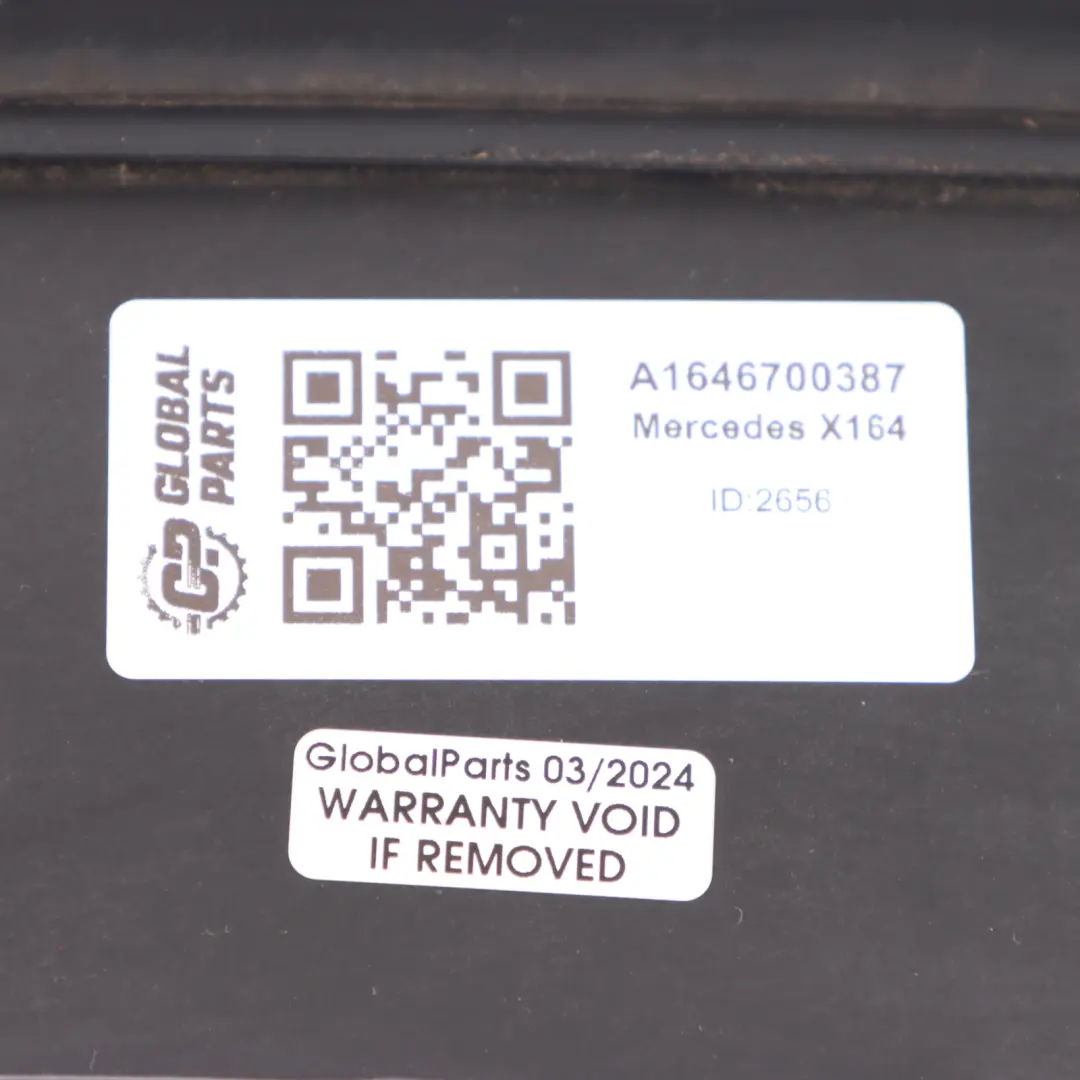 Mercedes X164 Heckscheibe Links Abdeckung Zierleiste Dichtung - SKU A1646700387 - Teilenummer A1646700387