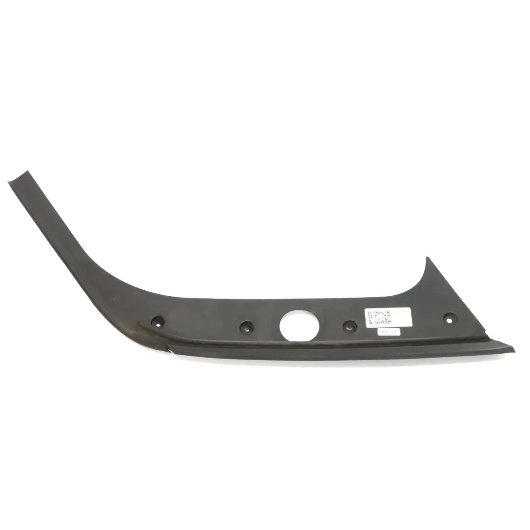 Moulure d'habillage de custode arrière droite pour Mercedes X164 à propos du numéro de pièce A1646700487 Mercedes X164 Moulure d'habillage de custode arrière droite - SKU A1646700487 - Numéro de pièce A1646700487
