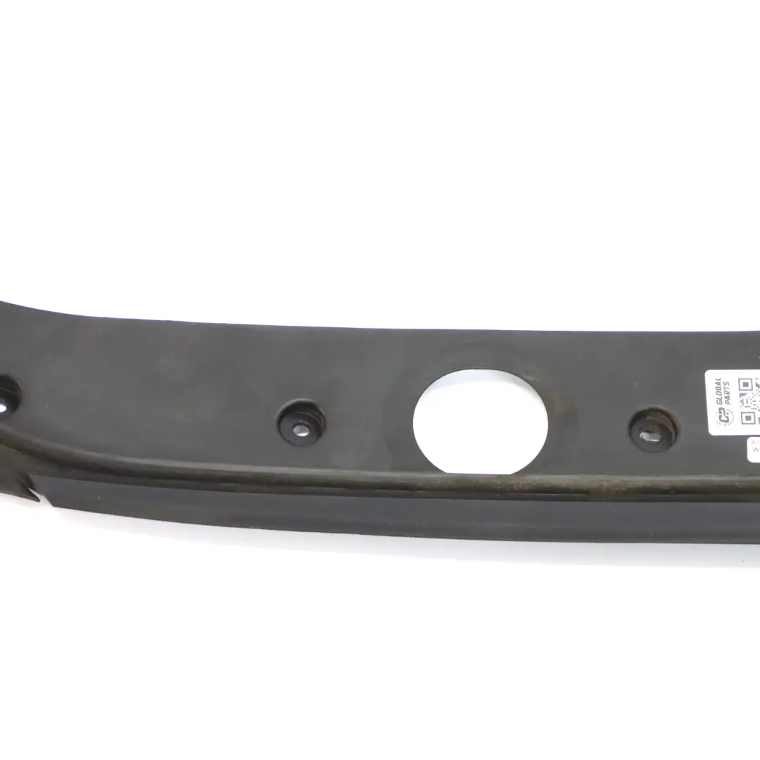 Moulure d'habillage de custode arrière droite pour Mercedes X164 à propos du numéro de pièce A1646700487 Mercedes X164 Moulure d'habillage de custode arrière droite - SKU A1646700487 - Numéro de pièce A1646700487