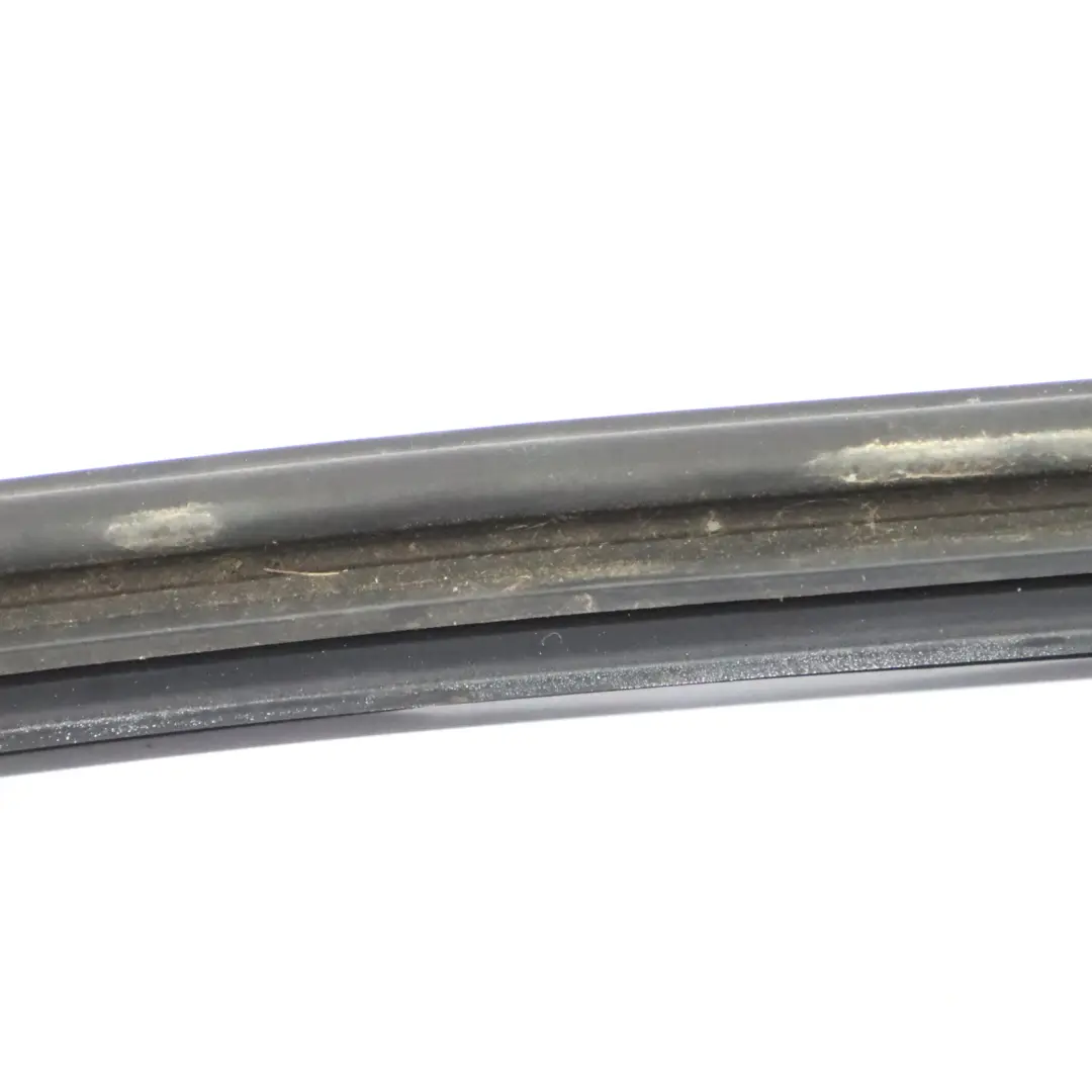 Mercedes X164 Window Gasket Seal Frame Rear Right O/S - SKU A1646701239 - Part number A1646701239