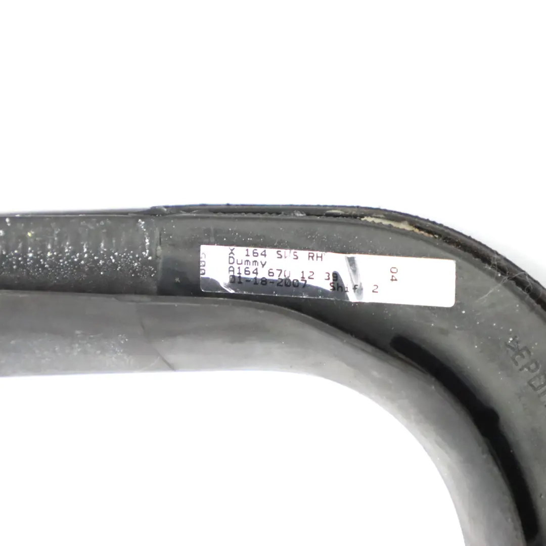 Window Gasket Seal Frame Rear Right O/S to Mercedes X164 with Part number A1646701239 Mercedes X164 Window Gasket Seal Frame Rear Right O/S - SKU A1646701239 - Part number A1646701239