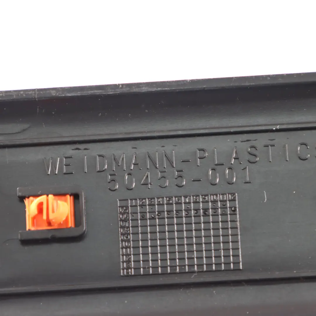 Listwa Nakładka Progowa Przednia Lewa Czarna do Mercedes X164 o numerze A1646800335 Mercedes X164 Listwa Nakładka Progowa Przednia Lewa Czarna - SKU A1646800335 - Numer Części A1646800335