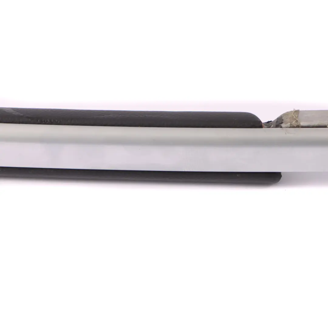 Consola Central Túnel Asidero Izquierdo Negro para Mercedes X164 con número de pieza A1646800570 Mercedes X164 Consola Central Túnel Asidero Izquierdo Negro - SKU A1646800570 - Número de pieza A1646800570