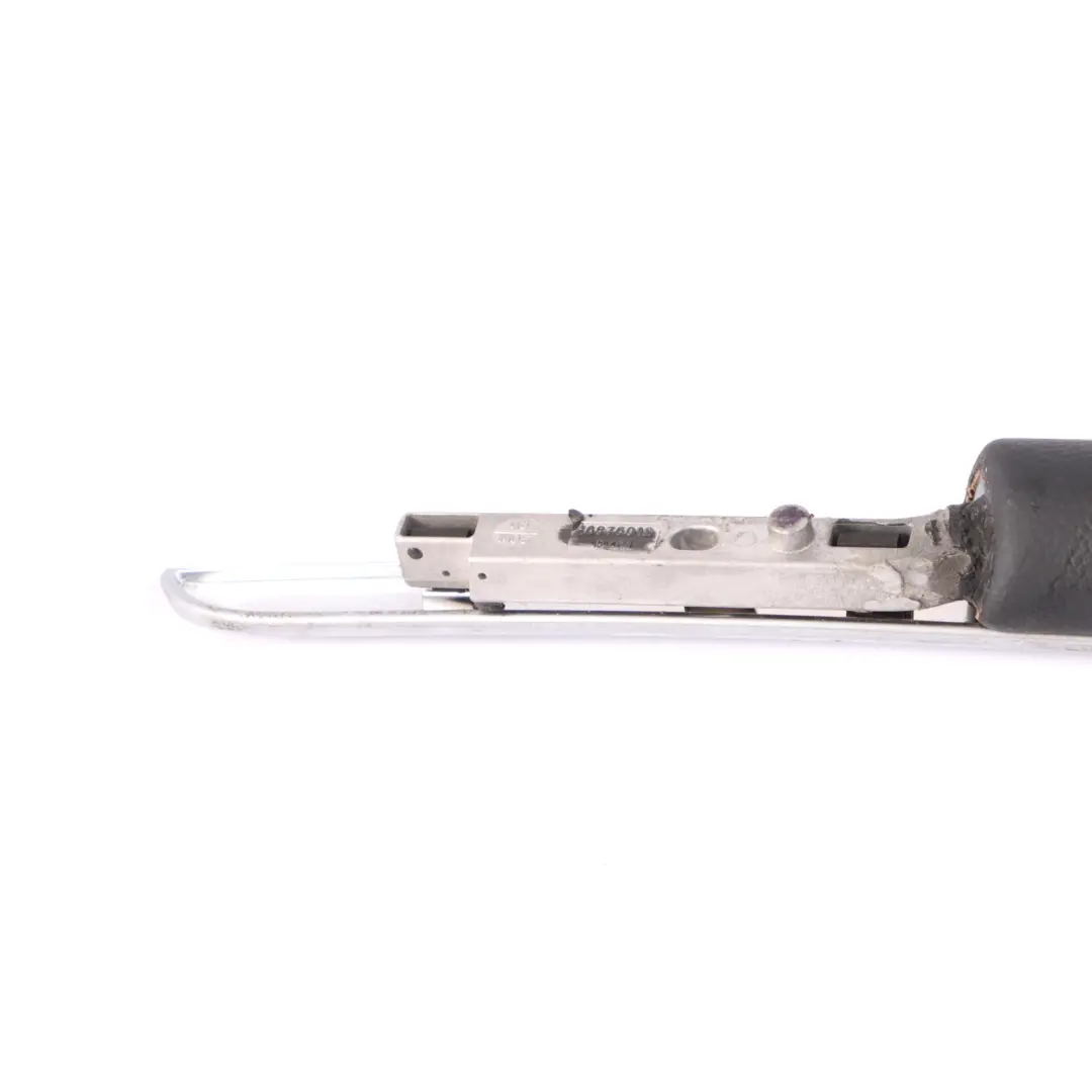 Maniglia Mercedes ML W164 Maniglia console centrale destra Nero per con numero di parte A1646800870 Maniglia Mercedes ML W164 Maniglia console centrale destra Nero - SKU A1646800870-1 - Numero di parte A1646800870