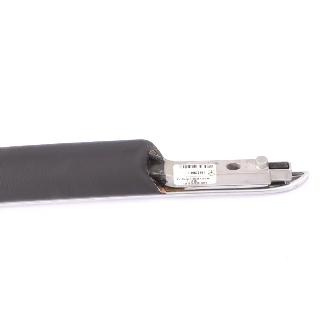  Asa Mercedes ML W164 Consola Central Asa de Agarre Derecha Negro - SKU A1646800870-1 - Número de pieza A1646800870