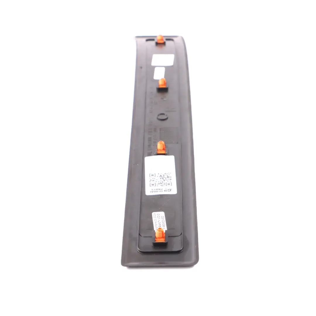  Tapa de Entrada Mercedes X164 Tira Exterior Trasera Izquierda Negro - SKU A1646801635 - Número de pieza A1646801635