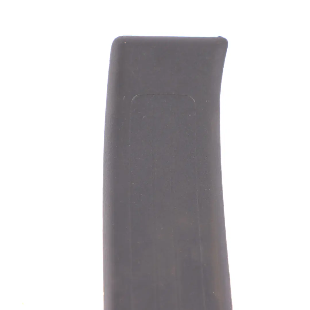  Couvercle seuil Mercedes X164 Bande extérieure arrière gauche Noir - SKU A1646801635 - Numéro de pièce A1646801635