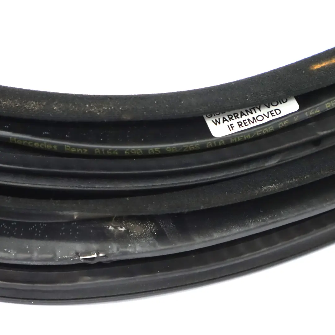 Guarnizione Porta Gomma Posteriore Sinistra Destra per Mercedes X164 con numero di parte A1646900598 Mercedes X164 Guarnizione Porta Gomma Posteriore Sinistra Destra - SKU A1646900598 - Numero di parte A1646900598