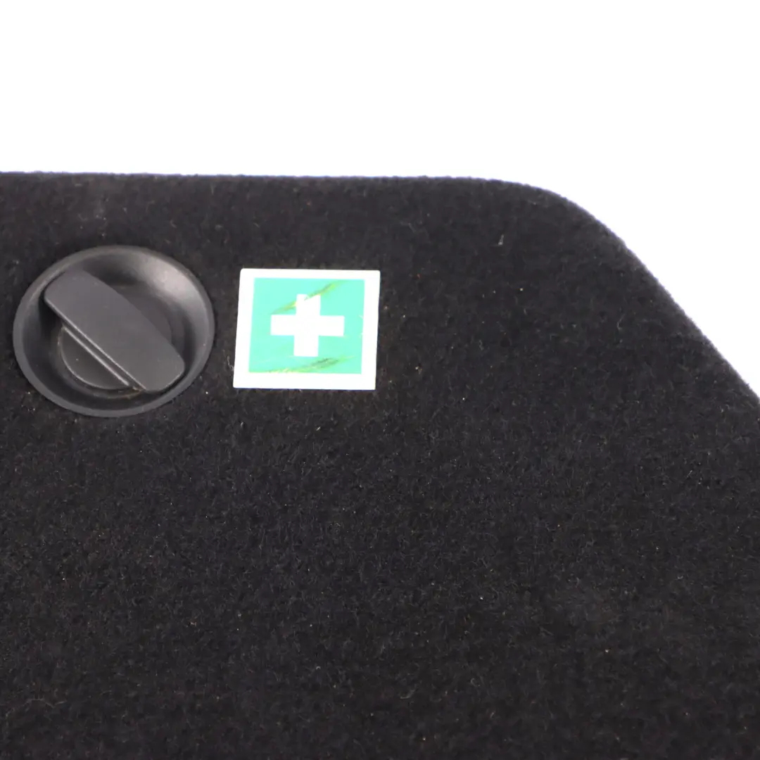 Mercedes ML X164 Tapa del panel lateral del maletero Izquierda Negro - SKU A1646901725 - Número de pieza A1646901725