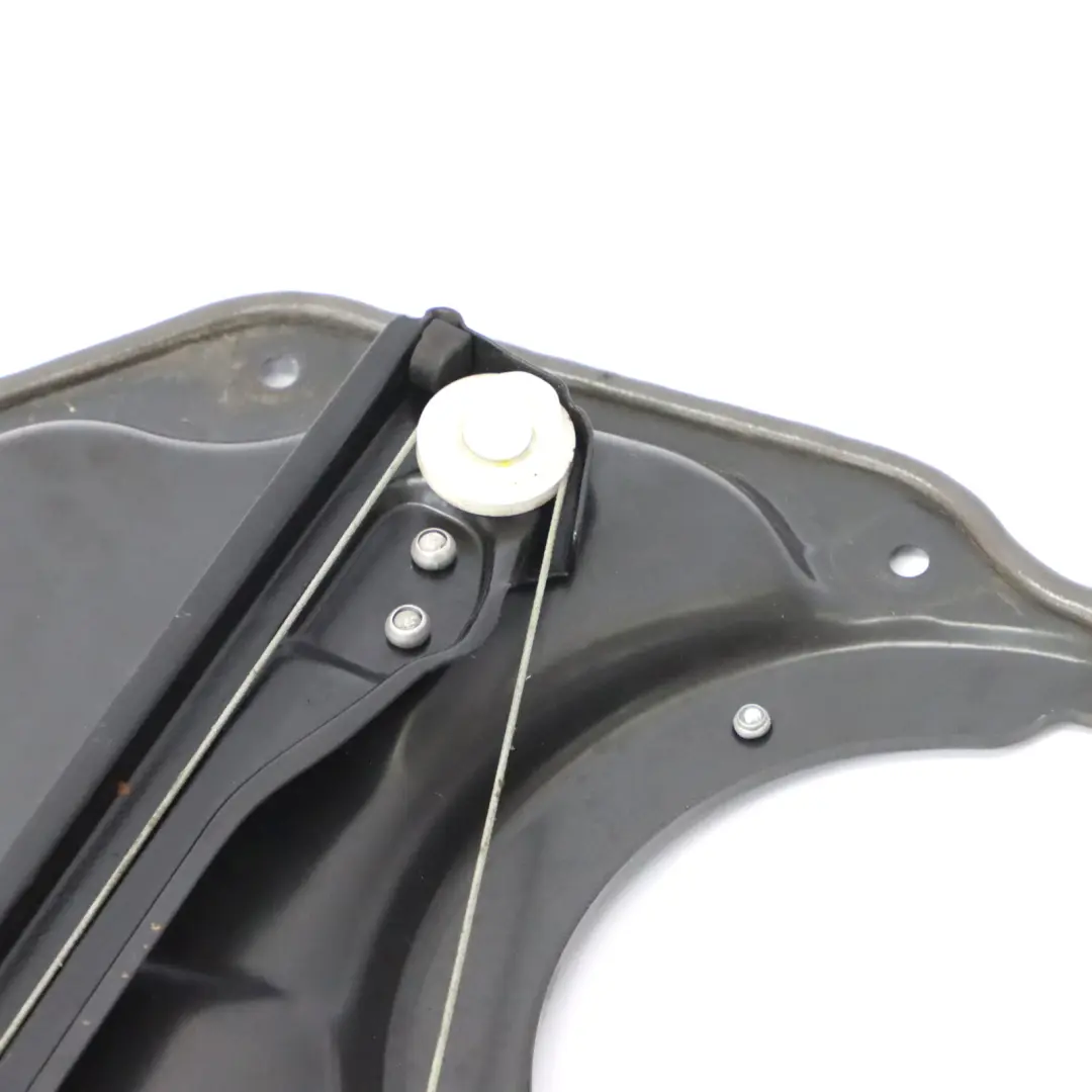 Mercedes W164 X164 Lève-vitre Porte Arrière Gauche Support Régulateur de Vitres - SKU A1647303179 - Numéro de pièce A1647303179