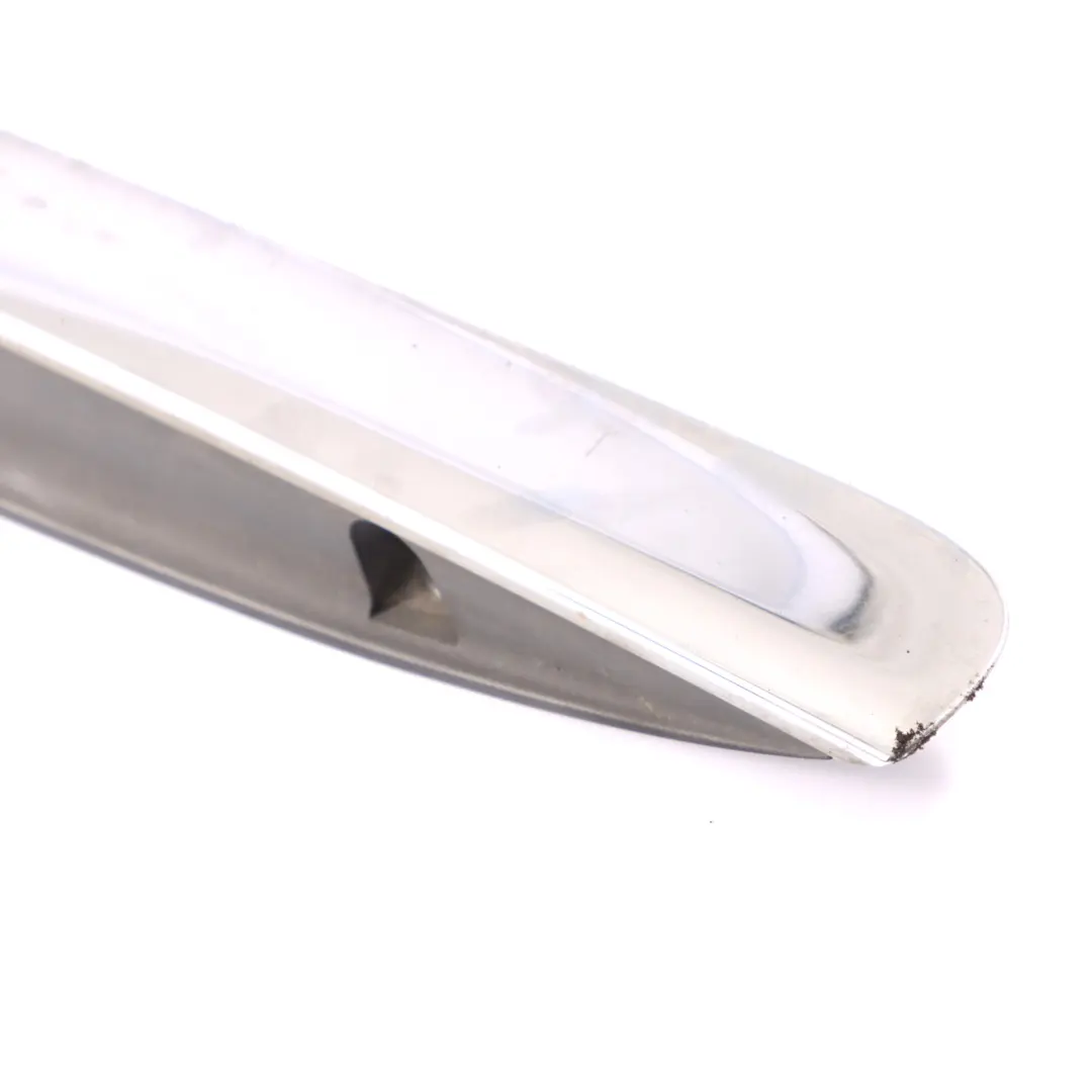 Mercedes ML W164 Poignée de hayon Support de plaque Cache lumière A1647401093 - SKU A1647400993 - Numéro de pièce A1647400993