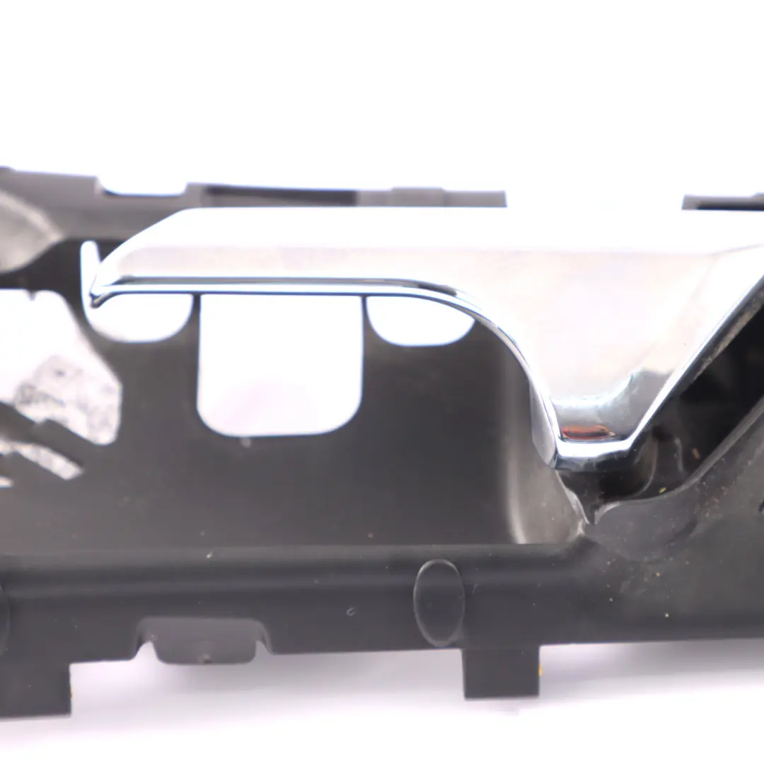 Mercedes ML W164 Agarradera De Apertura De Puerta Trasera Izquierda - SKU A1647660364 - Número de pieza A1647660364