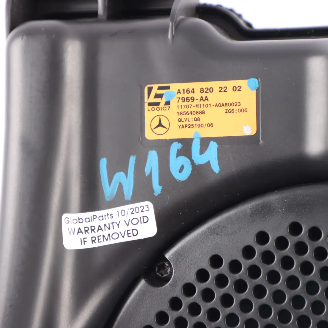 Speaker Subwoofer Bass HiFi Harman Kardon to Mercedes ML W164 with Part number A1648202202 Mercedes ML W164 Speaker Subwoofer Bass HiFi Harman Kardon - SKU A1648202202 - Part number A1648202202