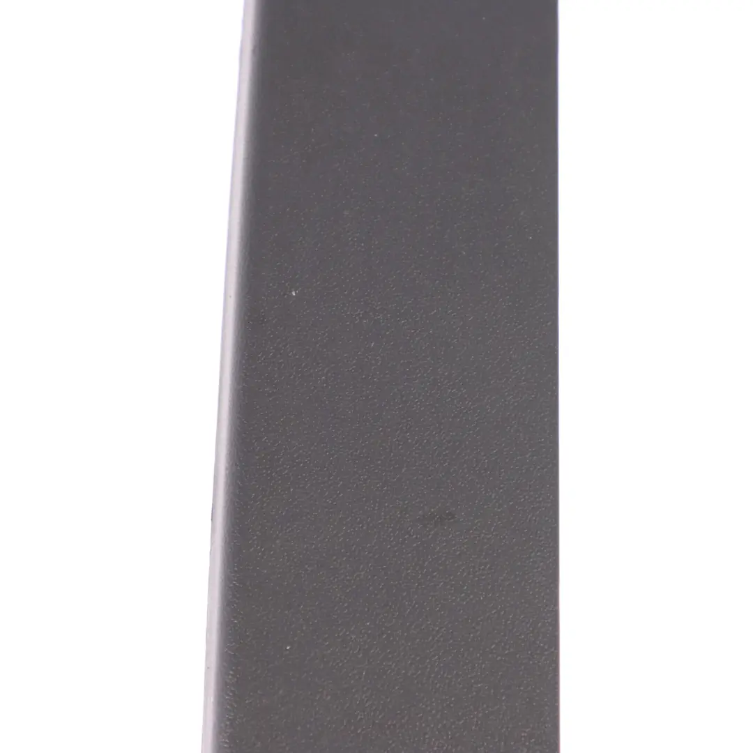  Panneau de siège Mercedes x164 Couvercle siège arrière gauche Noir - SKU A1649210986 - Numéro de pièce A1649210986