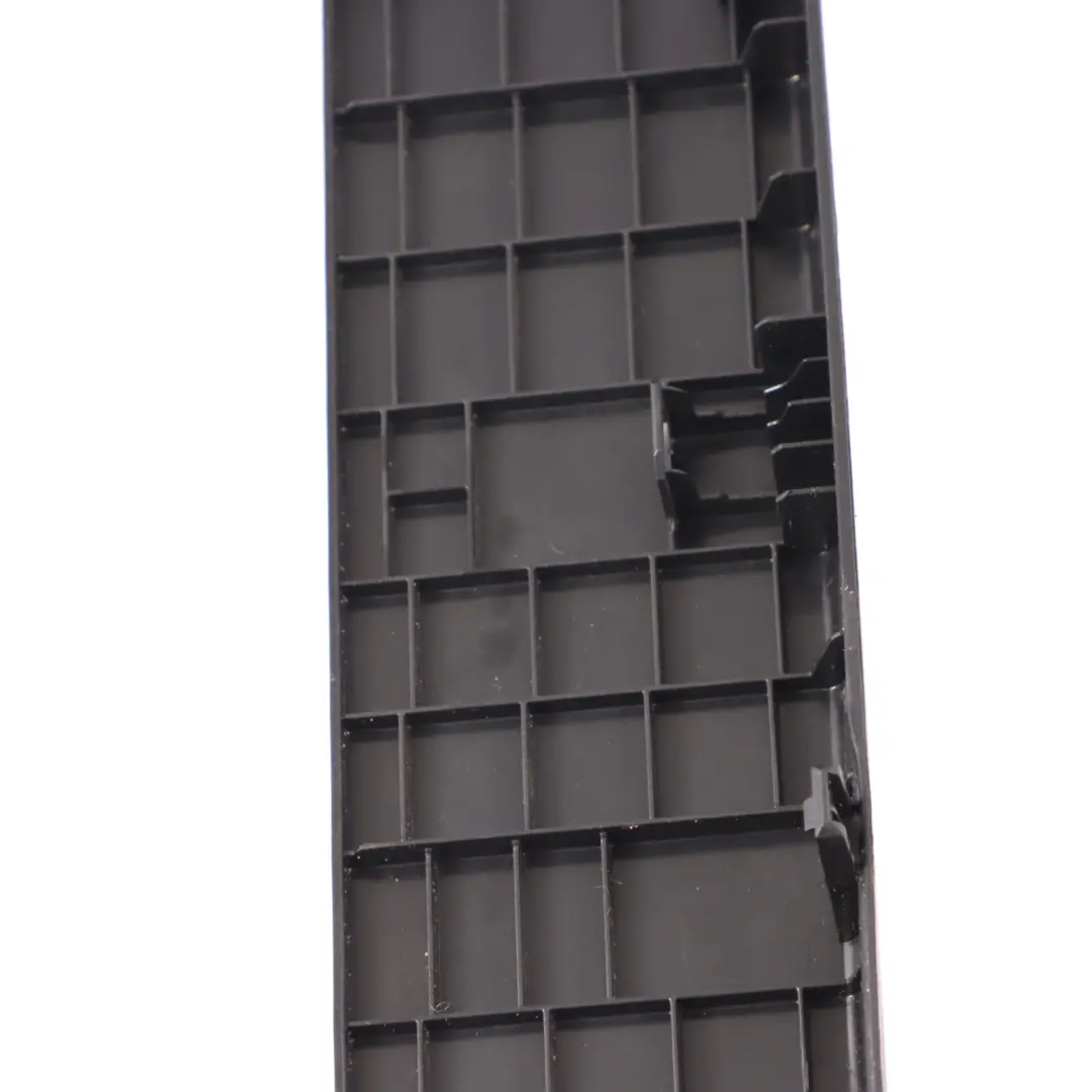  Panneau de siège Mercedes x164 Couvercle siège arrière gauche Noir - SKU A1649210986 - Numéro de pièce A1649210986
