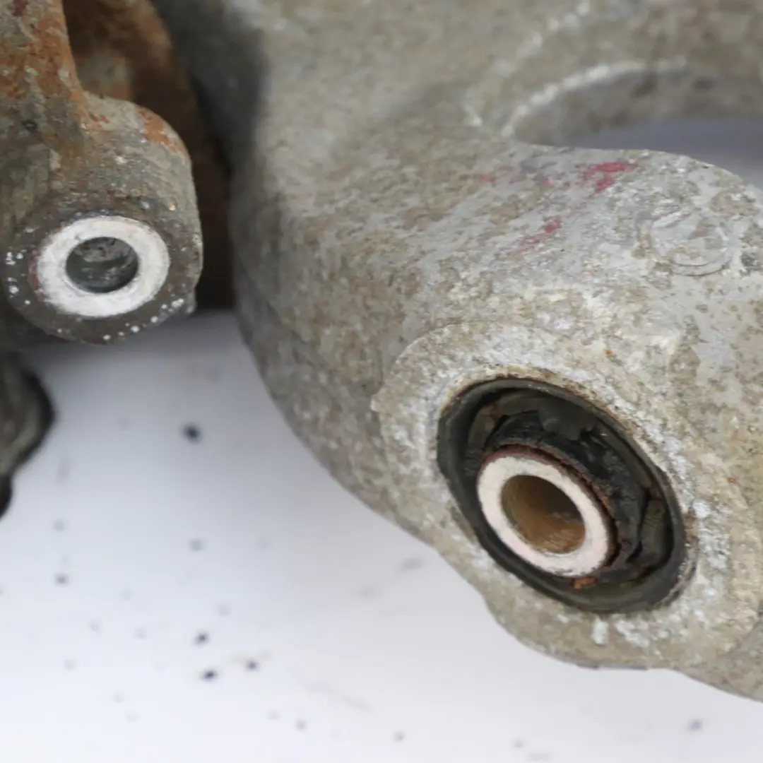 Hinten Links Aufhängung Bein Bremsscheibe Radnabe für Mercedes W166 350 BlueTec mit Teilenummer A1663500108 Mercedes W166 350 BlueTec Hinten Links Aufhängung Bein Bremsscheibe Radnabe - SKU A1663500108-2 - Teilenummer A1663500108