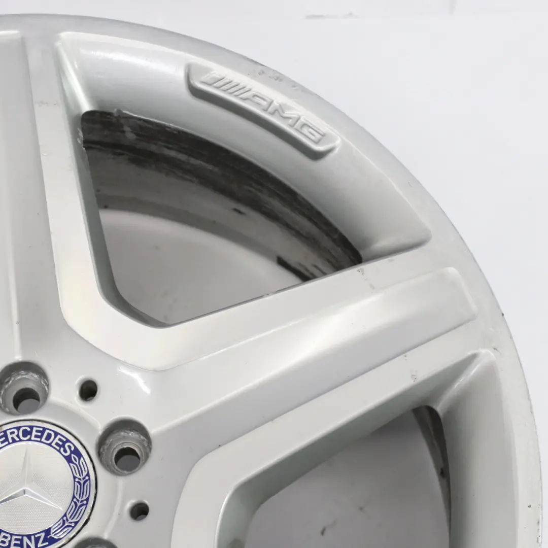 Plata AMG Llanta de aleación 20" 5 radios 9J ET:57 para Mercedes ML W166 con número de pieza A1664012002 Mercedes ML W166 Plata AMG Llanta de aleación 20" 5 radios 9J ET:57 - SKU A1664012002-2 - Número de pieza A1664012002