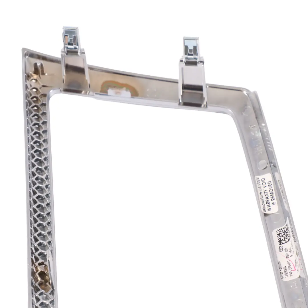  Cache unité tête Mercedes ML W166 Cadre de support de radio argenté - SKU A1666800317 - Numéro de pièce A1666800317