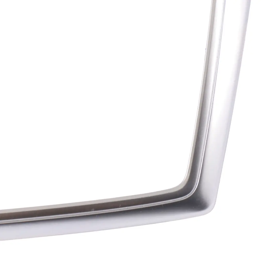 Cache unité tête Mercedes ML W166 Cadre de support de radio argenté - SKU A1666800317 - Numéro de pièce A1666800317