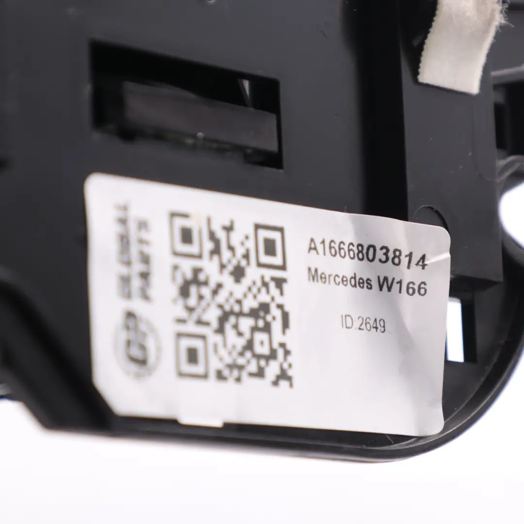 Consola Central Portavasos Panel de Almacenamiento para Mercedes ML W166 con número de pieza A1666803814 Mercedes ML W166 Consola Central Portavasos Panel de Almacenamiento - SKU A1666803814 - Número de pieza A1666803814