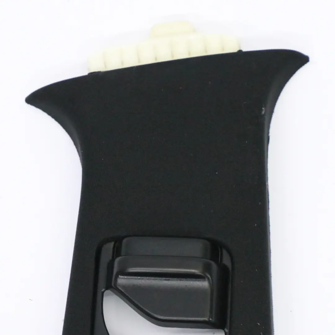  Couvre pilier B Mercedes ML W166 Garniture intérieure supérieure droite noire - SKU A1666900425-1 - Numéro de pièce A1666900425