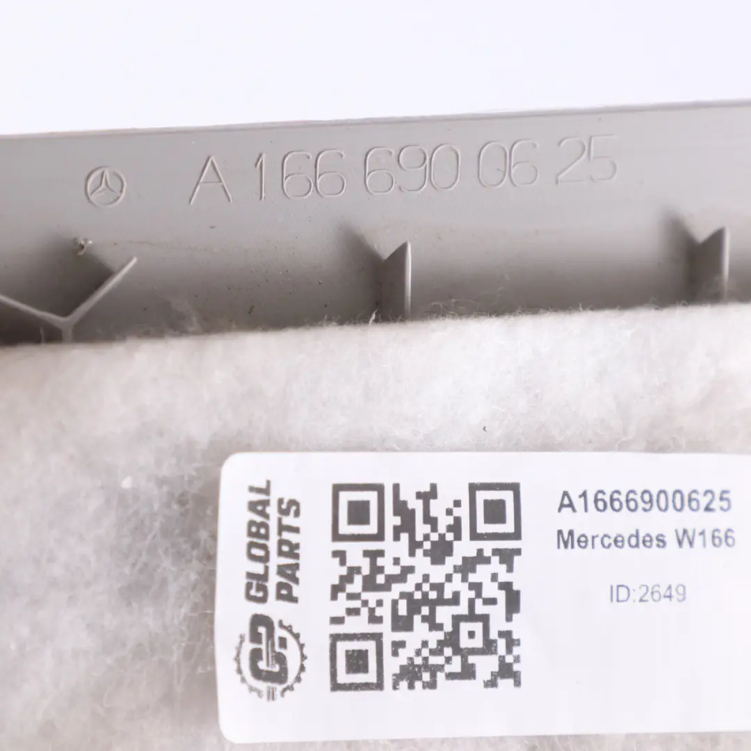 Säulenabdeckung Mercedes ML W166 Hintere Säule D Trim Rechts Grau für D mit Teilenummer A1666900625 D Säulenabdeckung Mercedes ML W166 Hintere Säule D Trim Rechts Grau - SKU A1666900625 - Teilenummer A1666900625