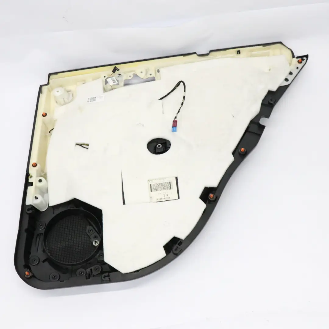 Carte de Porte Arrière Gauche Microfibre Noire A1667200170 pour Mercedes W166 à propos du numéro de pièce A1667300170 Mercedes W166 Carte de Porte Arrière Gauche Microfibre Noire A1667200170 - SKU A1667300170-1 - Numéro de pièce A1667300170