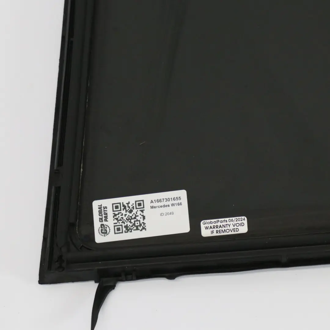 Door Window Mercedes ML W166 Rear Door Fixed Tinted AS3 Right O/S to with Part number A1667301655 Door Window Mercedes ML W166 Rear Door Fixed Tinted AS3 Right O/S - SKU A1667301655 - Part number A1667301655