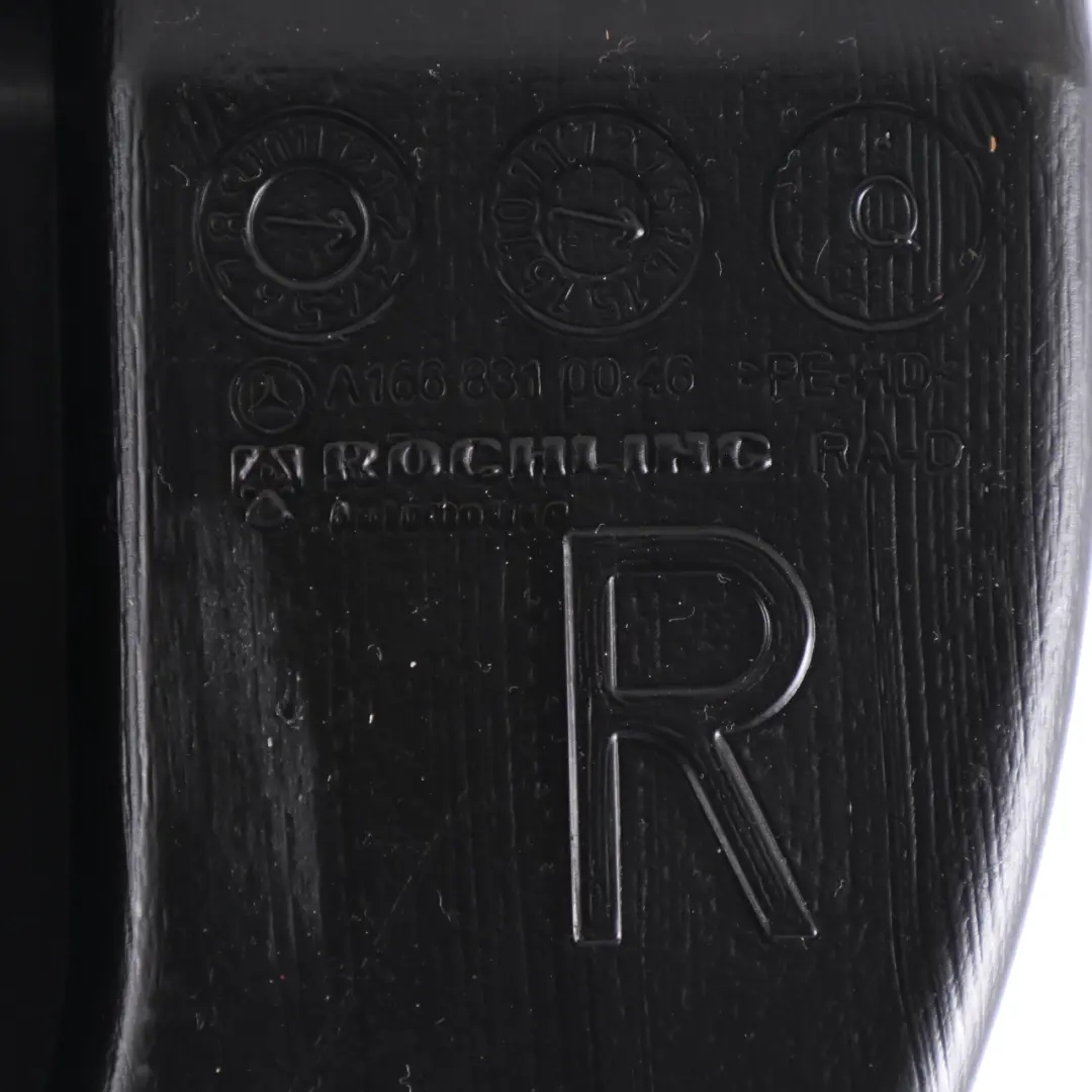  Bouche d'aération Mercedes ML W166 Canal d'aération arrière droit - SKU A1668310046 - Numéro de pièce A1668310046