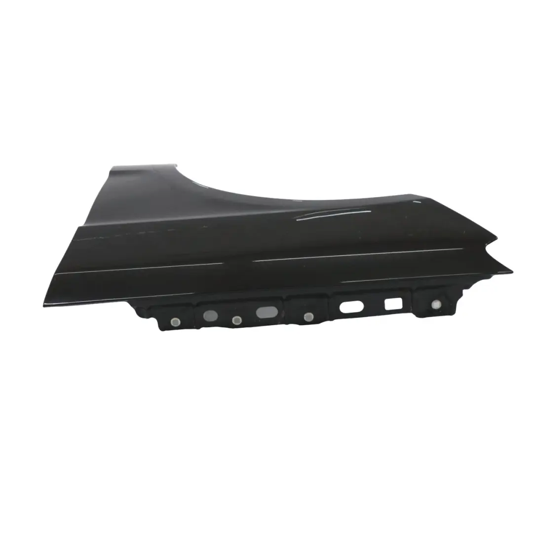 Mercedes W166 Panel Lateral Delantero Izquierdo Guardabarros Negro Obsidiana 197 - SKU A1668802500-OB1 - Número de pieza A1668802500