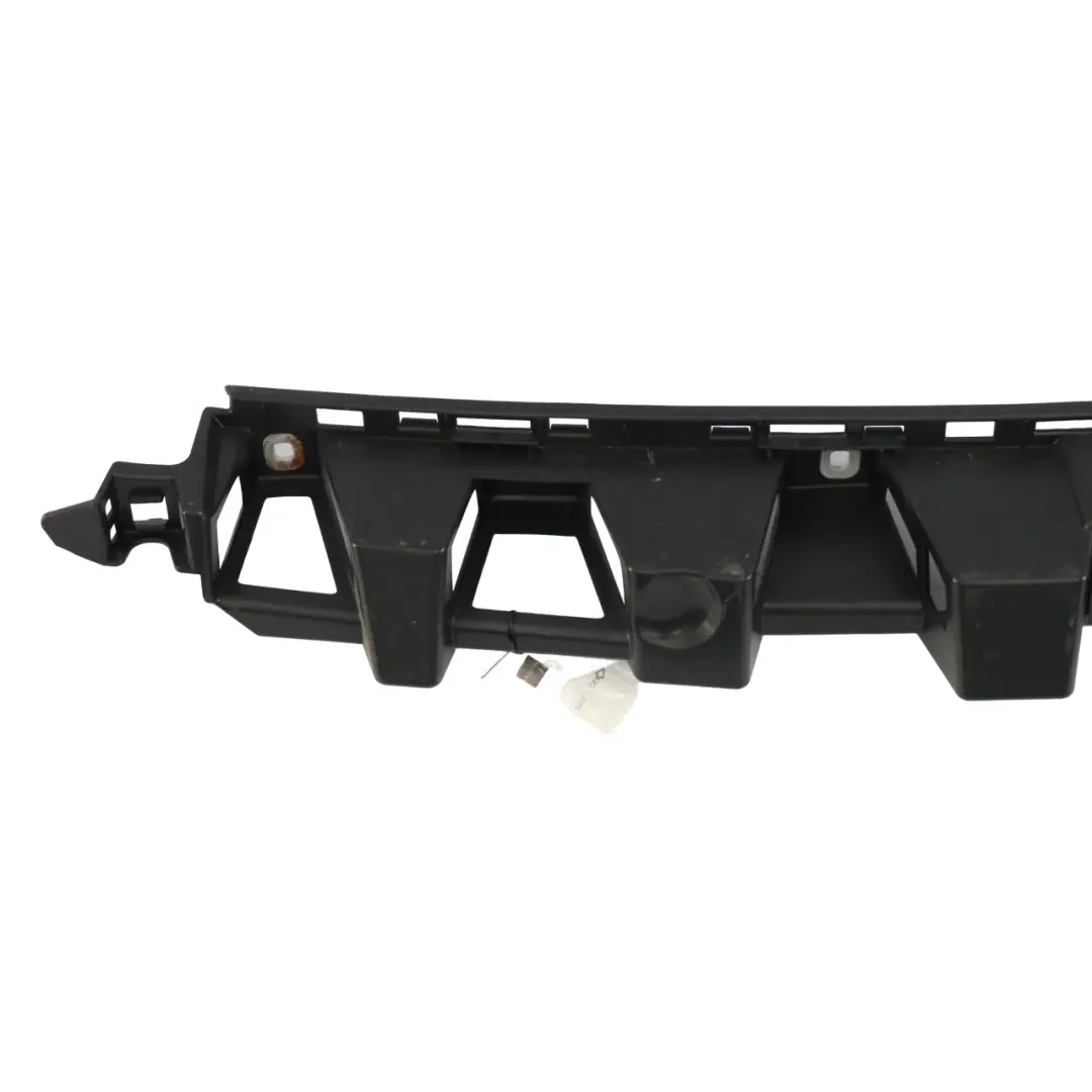 Ślizg Zderzaka Tylnego Wspornik Środkowy do Mercedes ML W166 o numerze A1668850165 Mercedes ML W166 Ślizg Zderzaka Tylnego Wspornik Środkowy - SKU A1668850165 - Numer Części A1668850165