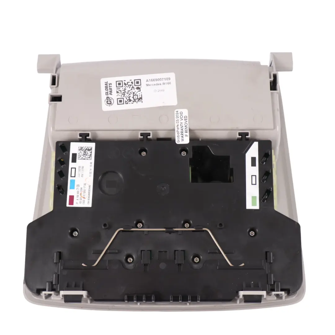 Luce tetto Lampada lettura anteriore interno Grigio per Mercedes ML W166 con numero di parte A1669007109 Mercedes ML W166 Luce tetto Lampada lettura anteriore interno Grigio - SKU A1669007109 - Numero di parte A1669007109