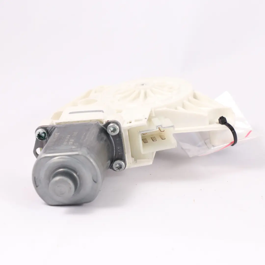 Mercedes ML W166 Motor elevalunas delantero derecho Accionamiento - SKU A1669060301 - Número de pieza A1669060301