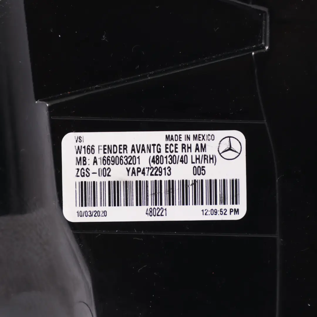 Luz Trasera Panel Lateral Derecho para Mercedes ML W166 con número de pieza A1669063201 Mercedes ML W166 Luz Trasera Panel Lateral Derecho - SKU A1669063201 - Número de pieza A1669063201