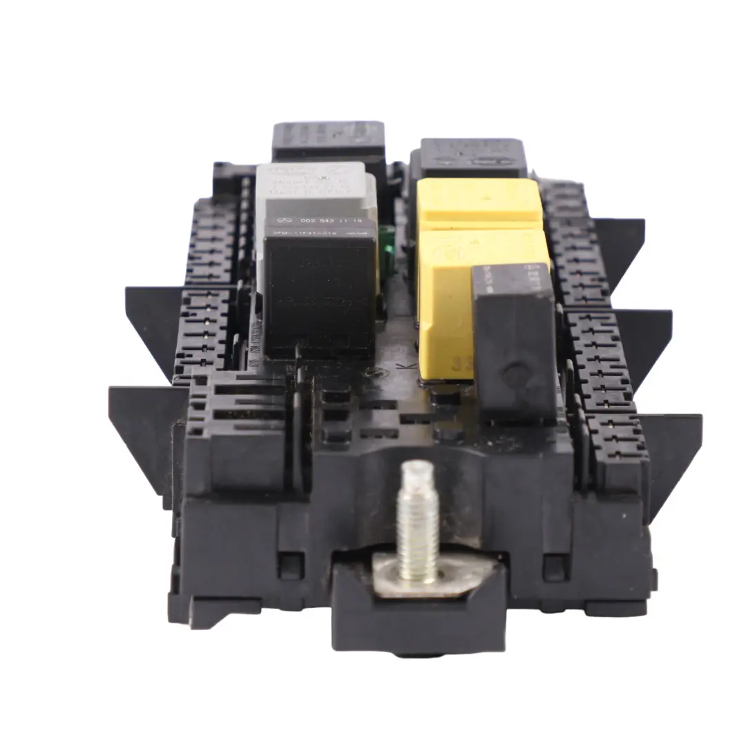  Scatola relè Mercedes ML W166 Modulo relè vano motore dei fusibili - SKU A1669063801 - Numero di parte A1669063801