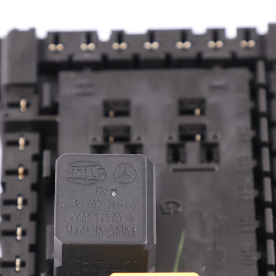 Module Box Under Rear Right Seat F4 to Mercedes ML W166 Relay with Part number A1669063901 Mercedes ML W166 Relay Module Box Under Rear Right Seat F4 - SKU A1669063901 - Part number A1669063901