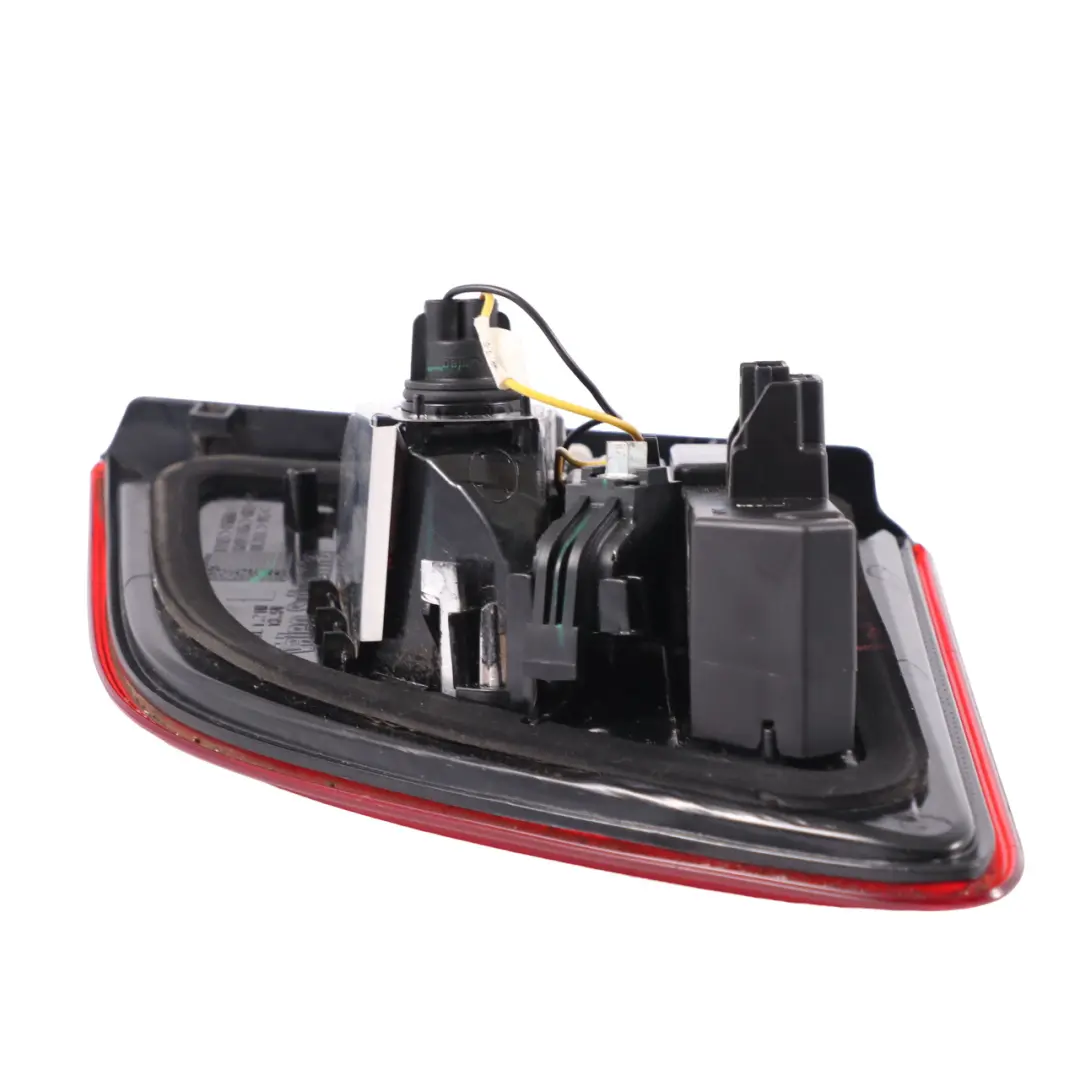Luz Trasera Maletero Portón Trasero Izquierda para Mercedes ML W166 con número de pieza A1669068601 Mercedes ML W166 Luz Trasera Maletero Portón Trasero Izquierda - SKU A1669068601 - Número de pieza A1669068601